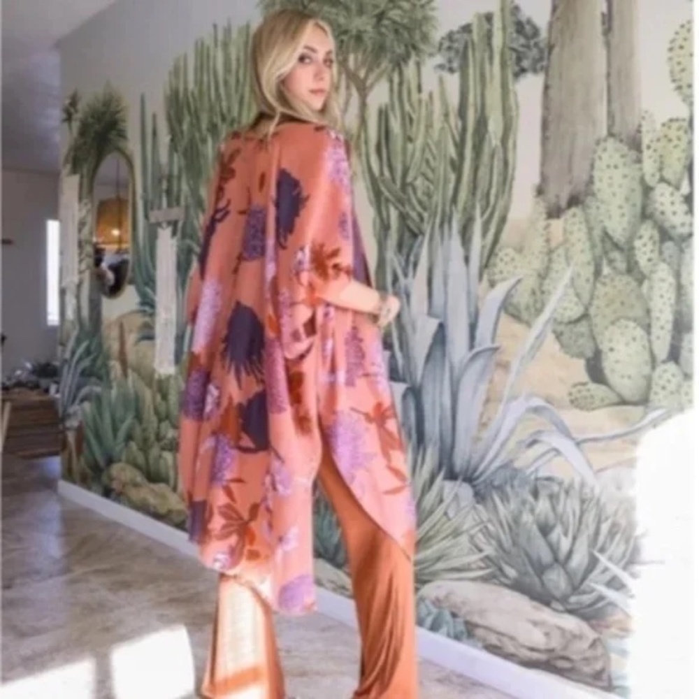 Roseclay Pink Floral Flower Print Motif Kimono Wrap Coverup Open Top Casual